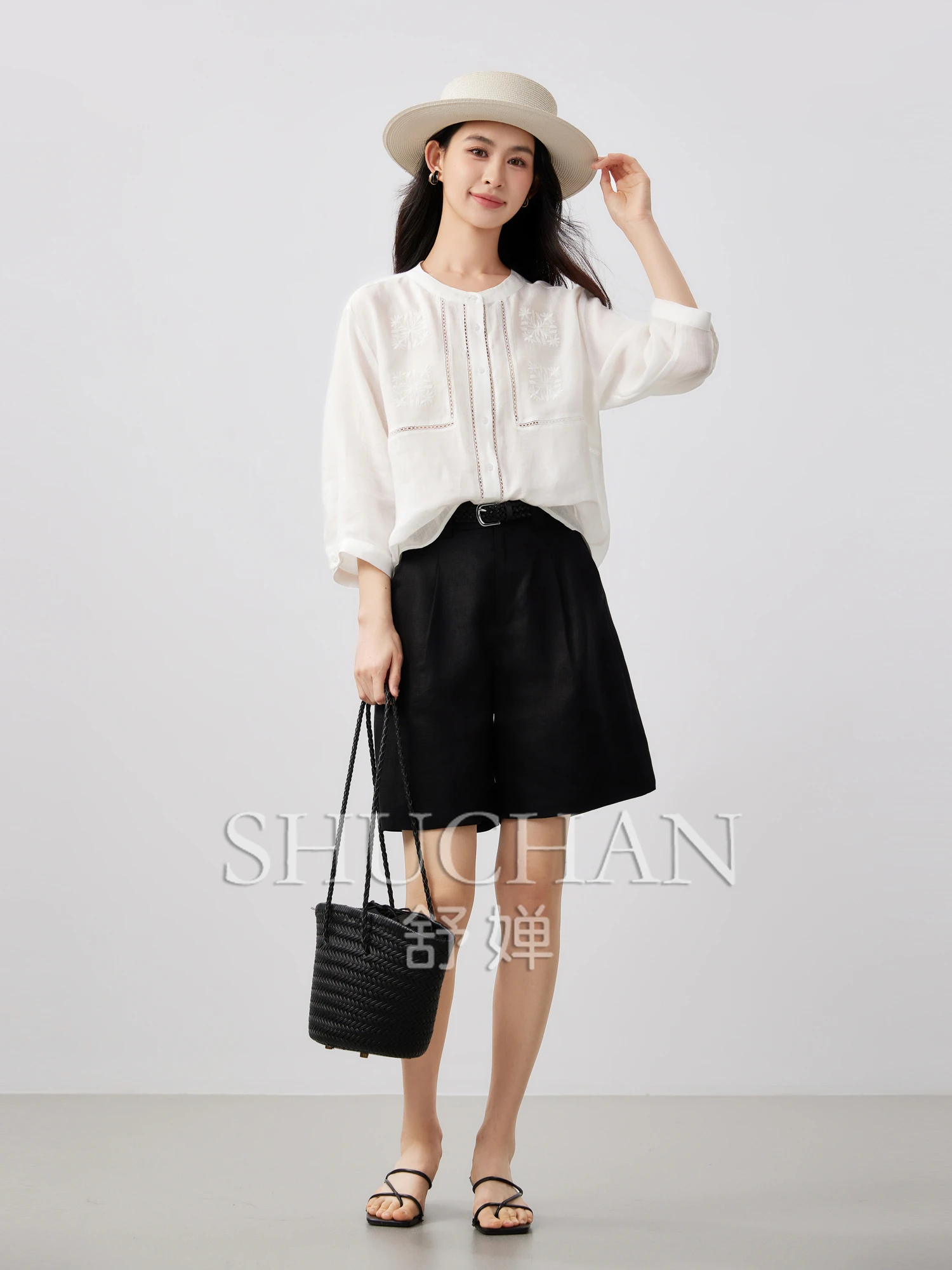 Loose Summer, Flower Embroidery + Hollow Webbing Splicing, Slightly Transparent Ramie Shirt 25 Summer
Loose Summer, Flower Embroidery + Hollow Webbing Splicing, Slightly Transparent Ramie Shirt 25 Summer