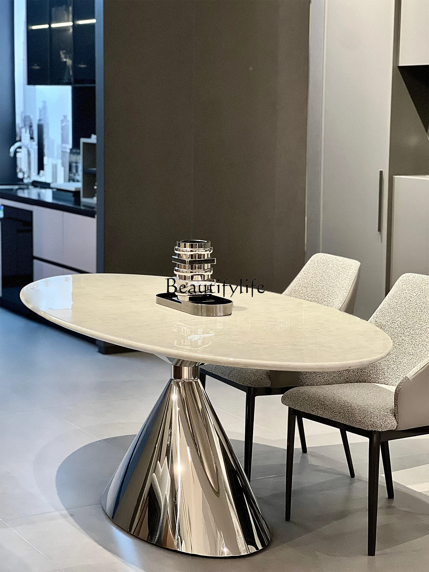 White crystal natural luxury stone dining table Italian minimalist high-end modern minimalist oval marble table
White crystal natural luxury stone dining table Italian minimalist high-end modern minimalist oval marble table