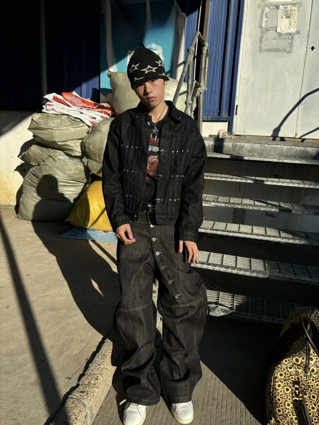 Американский ретро-джинсовый жакет с дизайном в стиле лобстера, оригинальный, универсальный, с плиссировкой, из широкого денима
Американский ретро-джинсовый жакет с дизайном в стиле лобстера, оригинальный, универсальный, с плиссировкой, из широкого денима