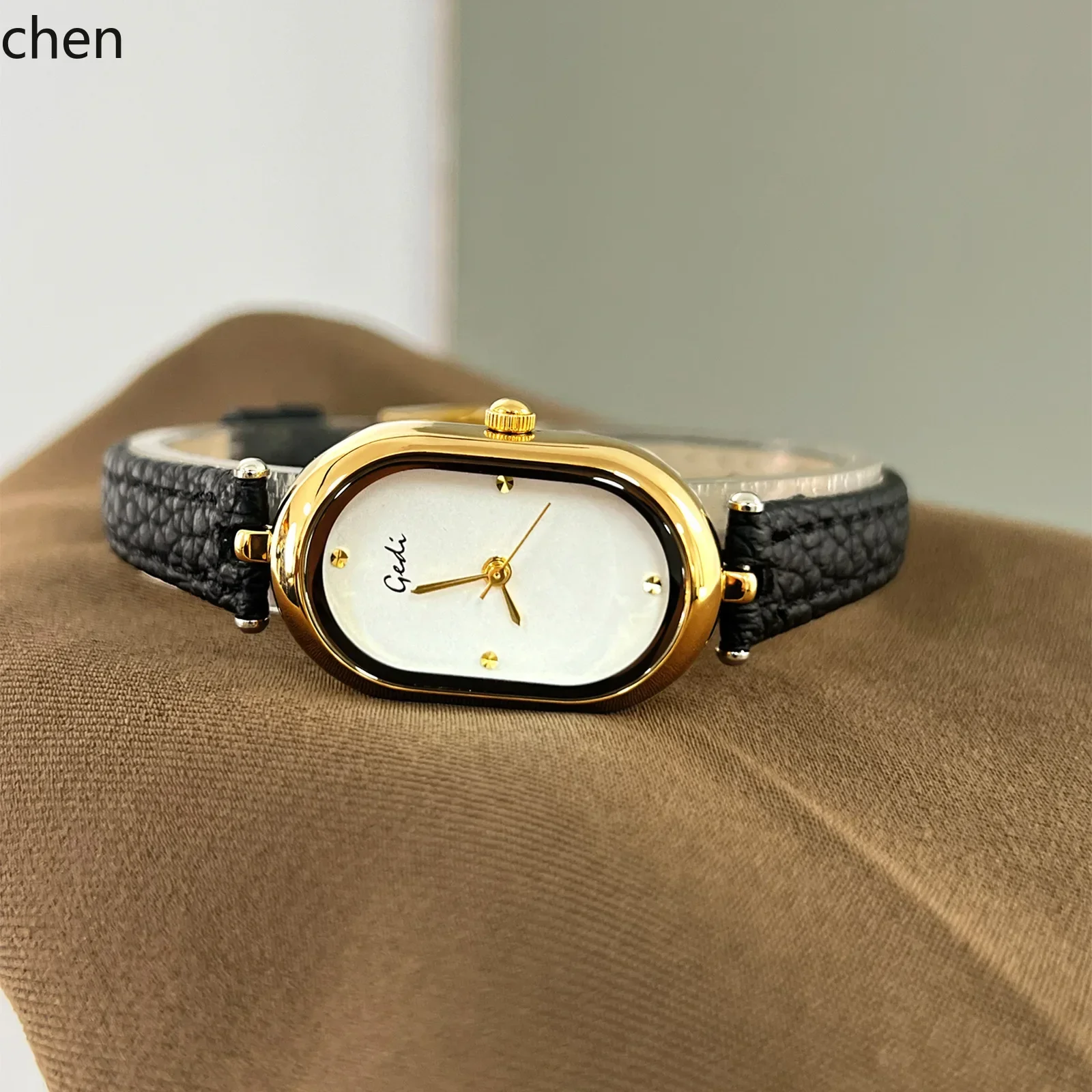 9 retro oval watch for women - exquisite minimalist style leather quartz wristwatch
9 retro oval watch for women - exquisite minimalist style leather quartz wristwatch