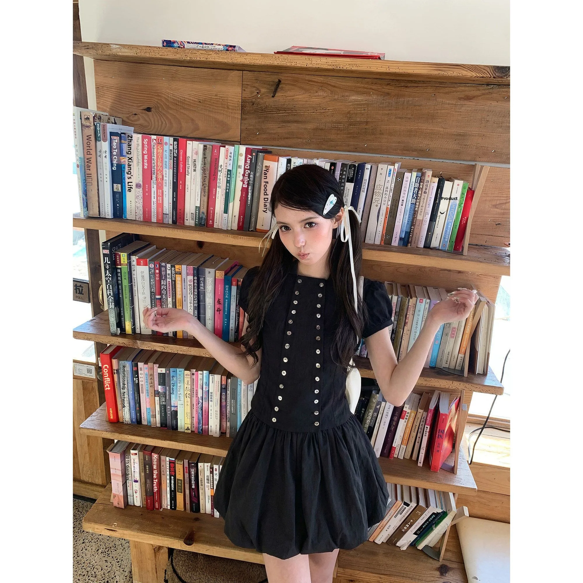 plus Size Women's Bubble Sleeve Shirt And Short Skirt Set Slimming Waist V Neck Casual Style Four Season Polyester Fabric
plus Size Women's Bubble Sleeve Shirt And Short Skirt Set Slimming Waist V Neck Casual Style Four Season Polyester Fabric