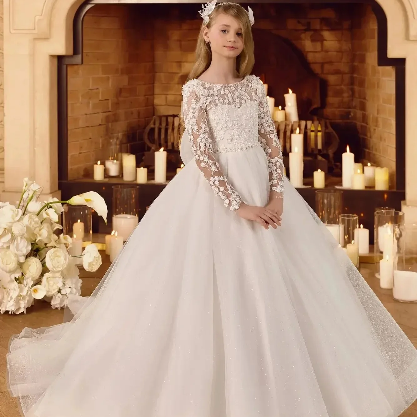 Customized White Flower Girl Dress For Wedding Glitter Bowknot Beading Pearls Appliques Kids Birthday First Communion Gown
Customized White Flower Girl Dress For Wedding Glitter Bowknot Beading Pearls Appliques Kids Birthday First Communion Gown