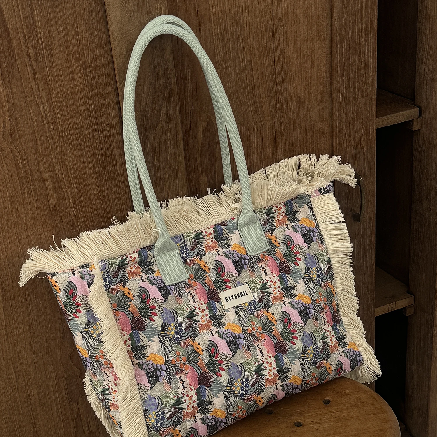 SLYSNAIL Wildflower Fringe Resort Tote Bohemian Jungle Floral Fringe Tote Bag - Large Quilted Vacation Shoulder Handbag with Sof
SLYSNAIL Wildflower Fringe Resort Tote Bohemian Jungle Floral Fringe Tote Bag - Large Quilted Vacation Shoulder Handbag with Sof