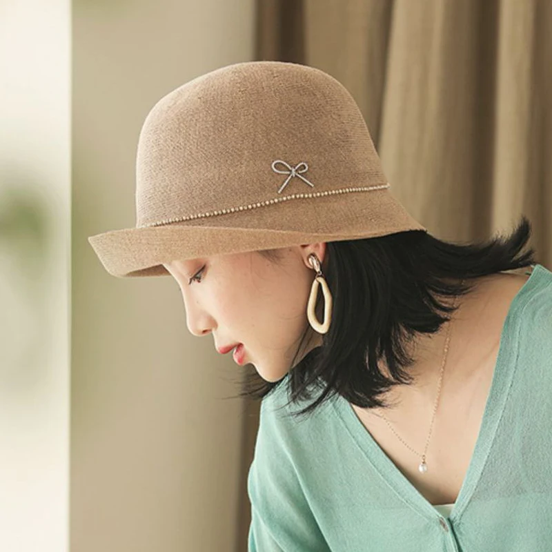 Straw Hat Women Summer Sun Beach Accessory UV Protection Pearls Wide Brim Breathable Soft Foldable Cap For Holiday Luxury
Straw Hat Women Summer Sun Beach Accessory UV Protection Pearls Wide Brim Breathable Soft Foldable Cap For Holiday Luxury