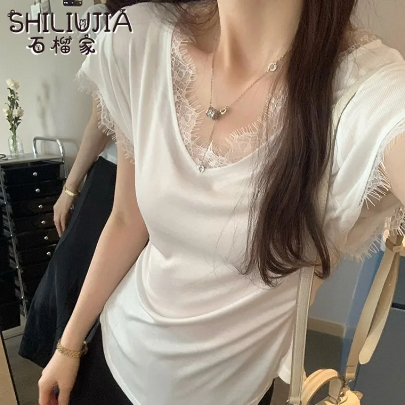 Women Summer Sexy Lace Slim Appear Thin V-neck Solid Color Short Sleeve T-Shirt Ladies Fashion Temperament All-match Trend Tops
Women Summer Sexy Lace Slim Appear Thin V-neck Solid Color Short Sleeve T-Shirt Ladies Fashion Temperament All-match Trend Tops