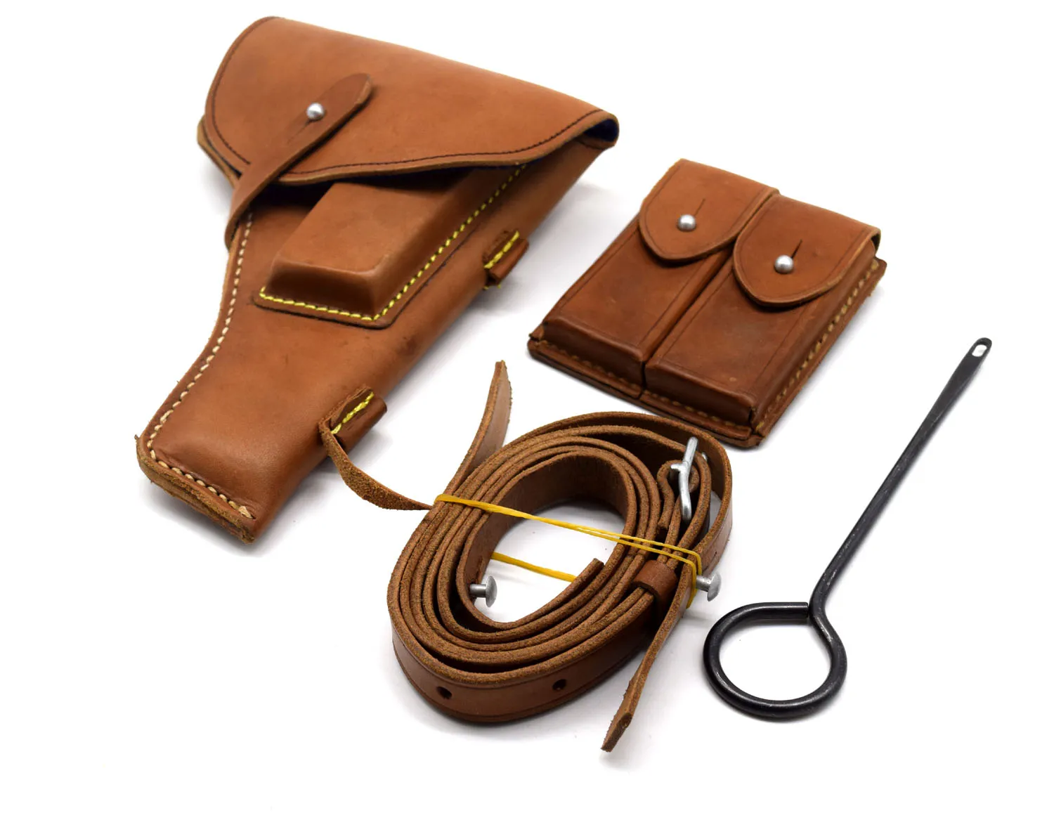 Original Surplus Vietnam War Chinese 54 TT Tokarev Pistol Leather Holster W Strap cleaning Rod
Original Surplus Vietnam War Chinese 54 TT Tokarev Pistol Leather Holster W Strap cleaning Rod
