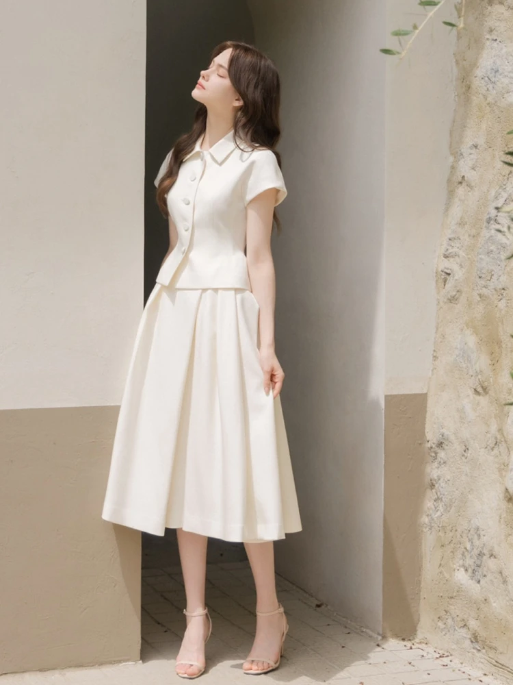 Elegant High Waist A-Line Skirt Midi Length Fashionable Pleated Wide Hem Commute Friendly Polyester Blend City Chic
Elegant High Waist A-Line Skirt Midi Length Fashionable Pleated Wide Hem Commute Friendly Polyester Blend City Chic