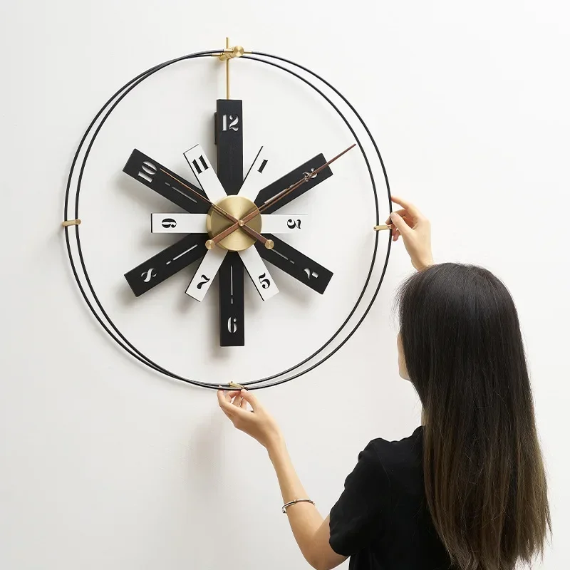 Nordic light luxury wall clock living room art creative clock simple atmosphere clock decorative wall
Nordic light luxury wall clock living room art creative clock simple atmosphere clock decorative wall
