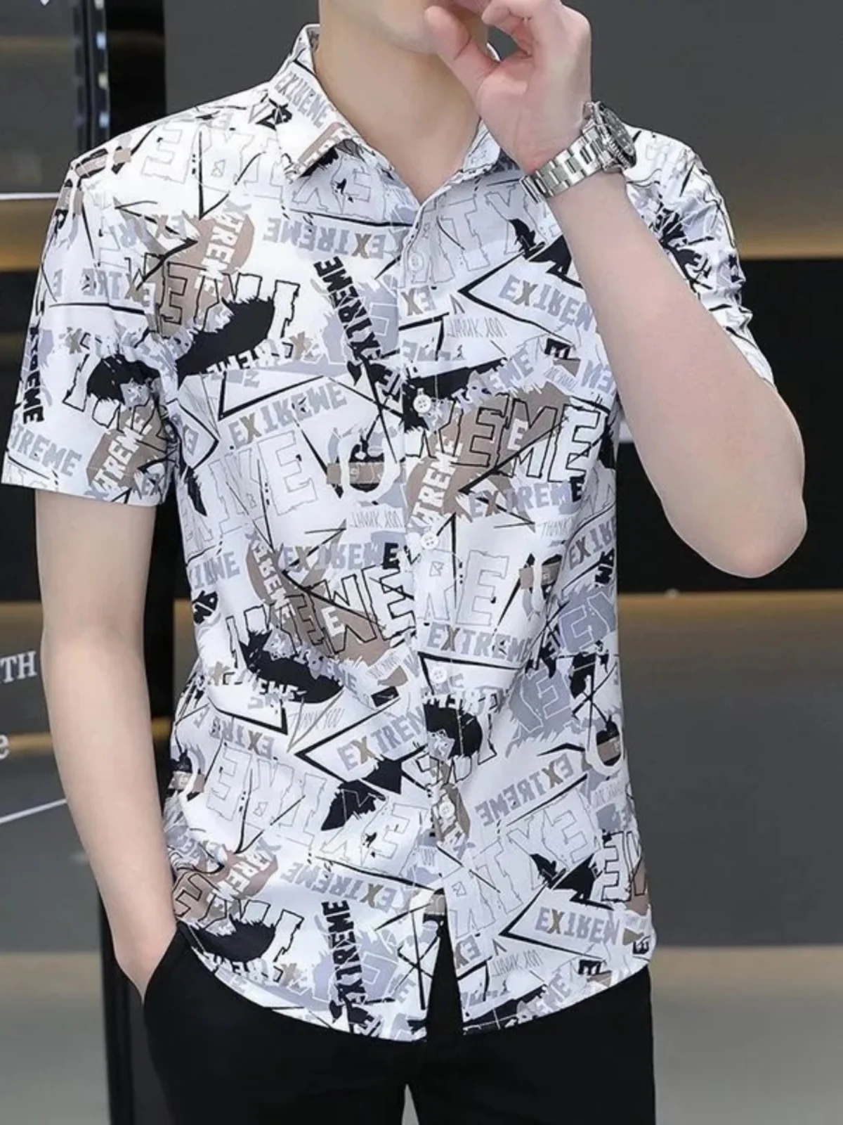 Ice Silk Short Sleeve Shirt Men's Summer Korean Style Business Iron Free Half Sleeve Top High Sensation Cool Feeling Handsome...
Ice Silk Short Sleeve Shirt Men's Summer Korean Style Business Iron Free Half Sleeve Top High Sensation Cool Feeling Handsome...