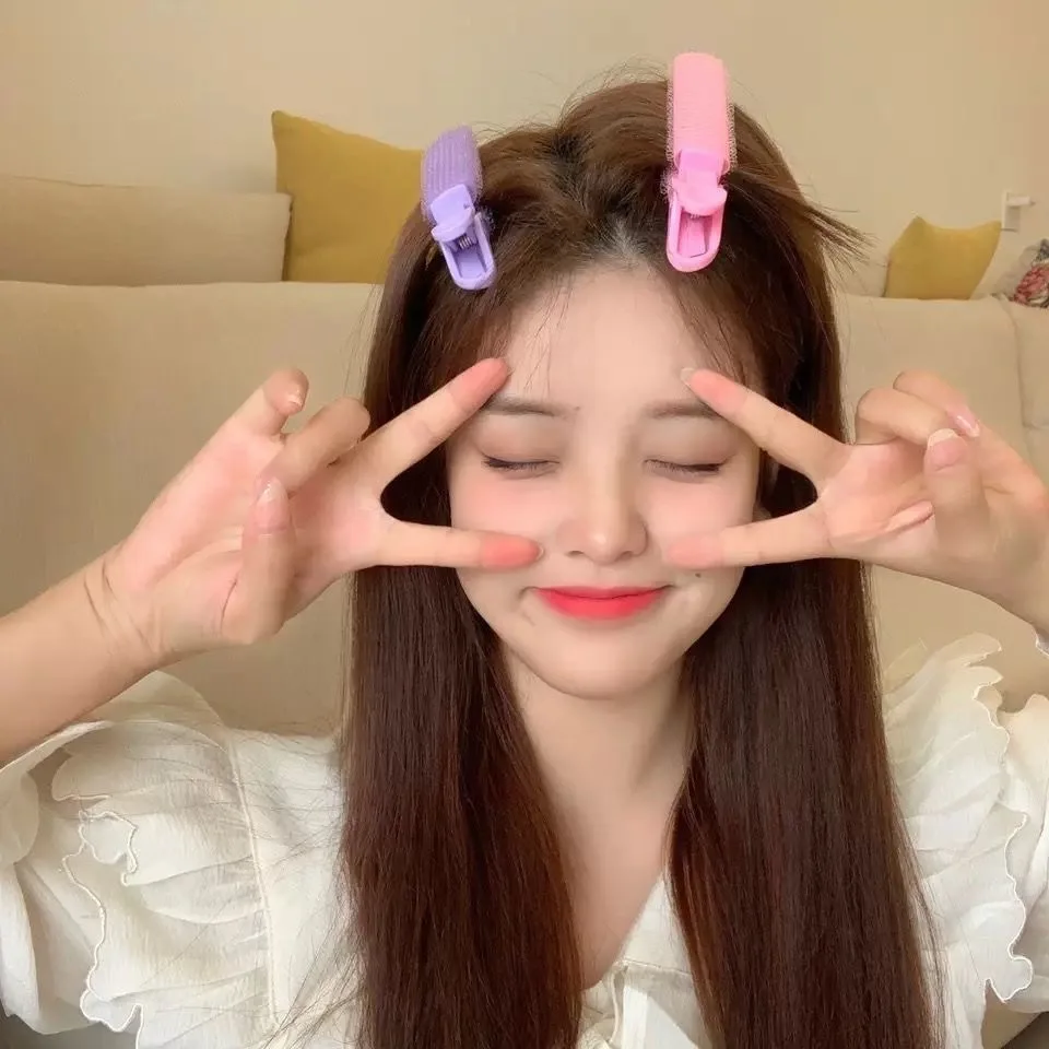 2Pcs Bangs Hair Root Fluffy Hair Clips Lazy Hair Top Styling Curling Barrel Portable Korean Hair Clips Hair Rollers
2Pcs Bangs Hair Root Fluffy Hair Clips Lazy Hair Top Styling Curling Barrel Portable Korean Hair Clips Hair Rollers