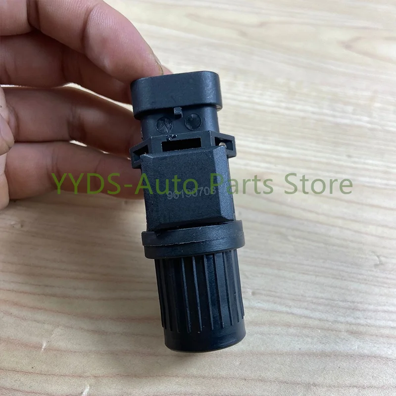 Transmission Speed Sensor 96190708 5S7656 SU9146 5600021 For Chevrolet Aveo Daewoo Lanos Nubira Leganza 1999-2008 Auto Parts
Transmission Speed Sensor 96190708 5S7656 SU9146 5600021 For Chevrolet Aveo Daewoo Lanos Nubira Leganza 1999-2008 Auto Parts