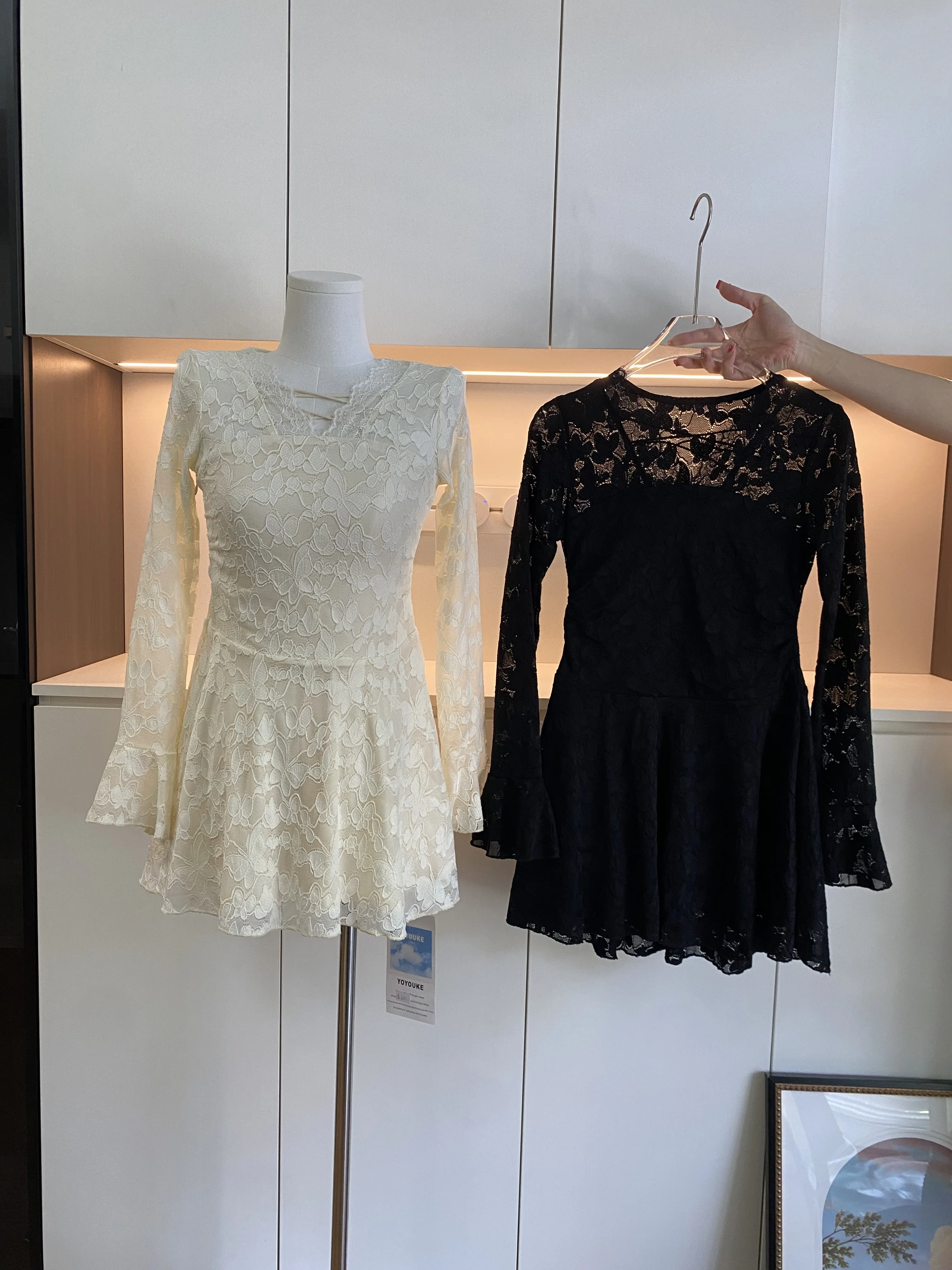 Gothic Black Lace Dress Women Casual Sweet Elegant Bodycon Short Party Dress Office Lady Korean Fashion Y2k Vintage Clothing
Gothic Black Lace Dress Women Casual Sweet Elegant Bodycon Short Party Dress Office Lady Korean Fashion Y2k Vintage Clothing