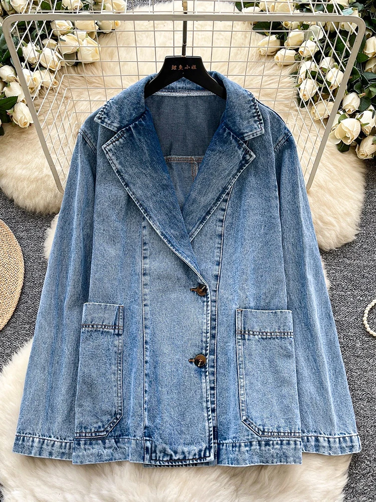 Fashion laple collar denim suit jacket women's Korean version long sleeved loose and versatile high street versatile jacket
Fashion laple collar denim suit jacket women's Korean version long sleeved loose and versatile high street versatile jacket
