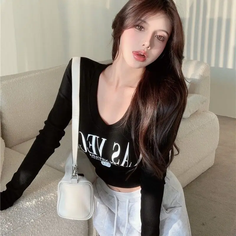 Long Sleeve T-Shirts Womens Gothic Lace Trim Cotton Oversized Y2K Harajuku Aesthetic Casual Elegant Comfortable Slim Fit Tops
Long Sleeve T-Shirts Womens Gothic Lace Trim Cotton Oversized Y2K Harajuku Aesthetic Casual Elegant Comfortable Slim Fit Tops