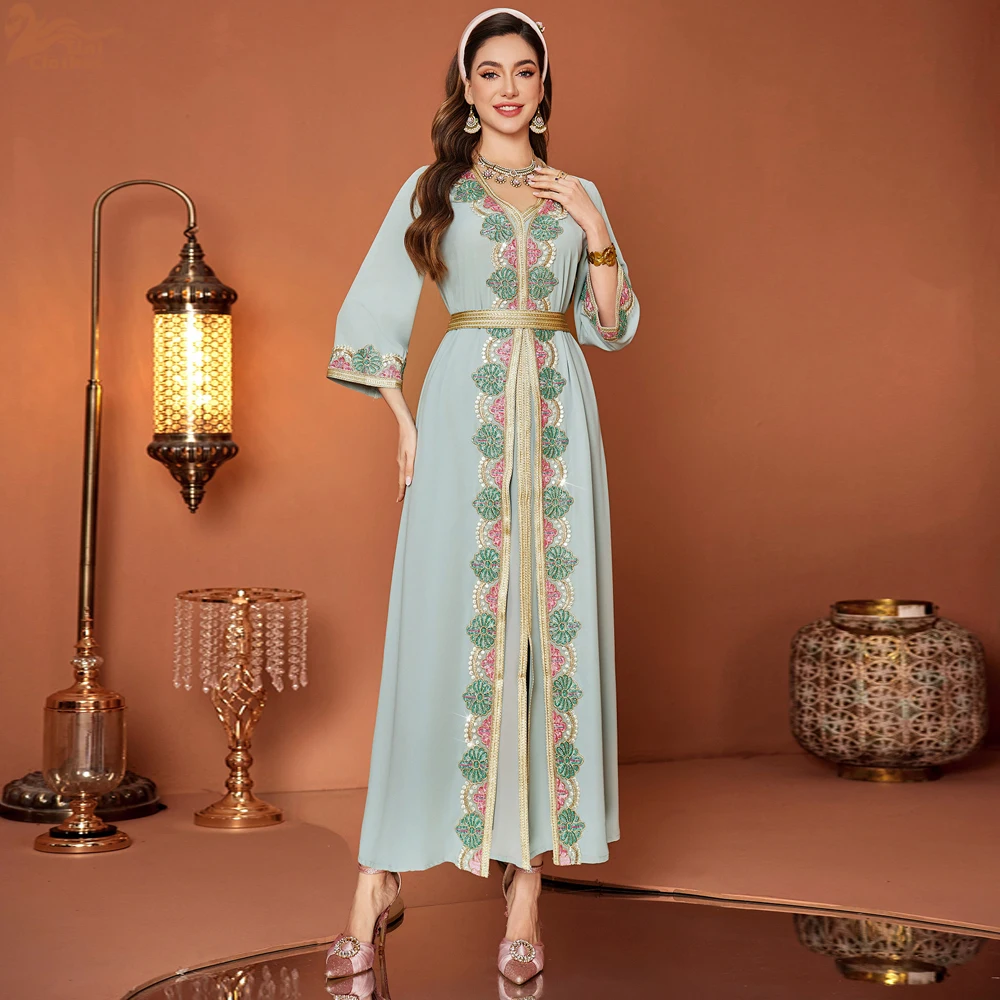 Eid Luxury Dubai Abayas for Women Embroidery Belt Jalabiya Muslim Dress Turkey Kaftan Long Robe Party Gown Caftan Marocain Femme
Eid Luxury Dubai Abayas for Women Embroidery Belt Jalabiya Muslim Dress Turkey Kaftan Long Robe Party Gown Caftan Marocain Femme