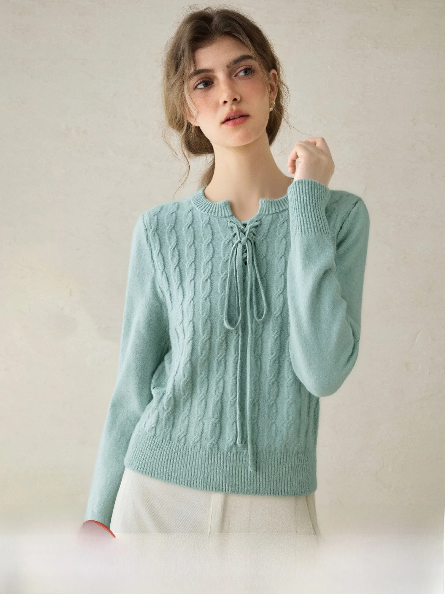 Вязаный свитер Beni из тонкой шерсти с высоким содержанием шерсти, с поясом, в винтажном стиле, свободного кроя, с длинными рукавами, женский.
Вязаный свитер Beni из тонкой шерсти с высоким содержанием шерсти, с поясом, в винтажном стиле, свободного кроя, с длинными рукавами, женский.