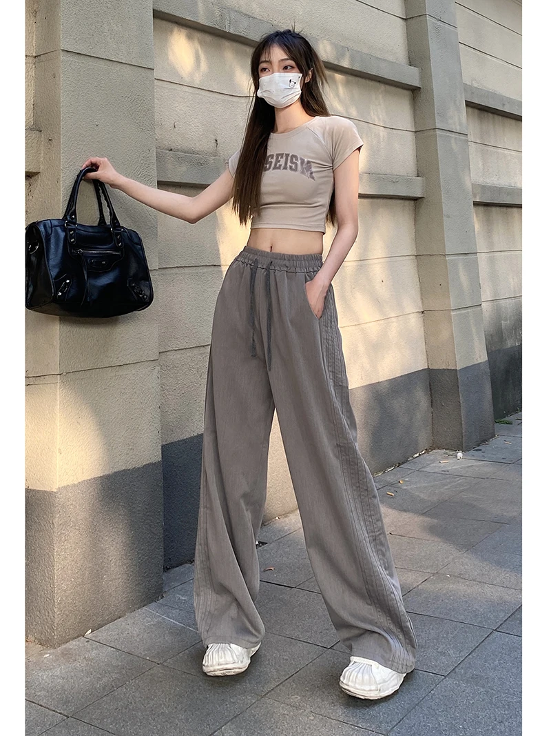 Spring Summer Korean Style High Street BM Vintage Straight Leg Casual Pants Lazy Wide Leg Sports Pants Women Versatile Long T...
Spring Summer Korean Style High Street BM Vintage Straight Leg Casual Pants Lazy Wide Leg Sports Pants Women Versatile Long T...