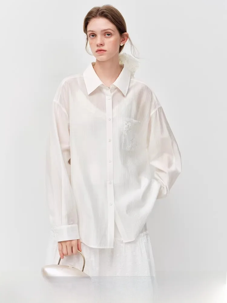 Женская кружевная блузка Vivian с узлом, белая, с дизайнерскими вставками, летняя новинка, свободный крой, с длинным рукавом, повседневная, деловая
Женская кружевная блузка Vivian с узлом, белая, с дизайнерскими вставками, летняя новинка, свободный крой, с длинным рукавом, повседневная, деловая