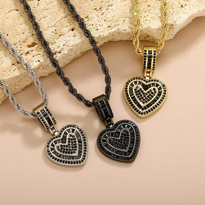 Iced Out Mini Heart Pendant Necklace for Women BaguetteCZ Heart Charms Fashion Jewelry for Dropshipping
Iced Out Mini Heart Pendant Necklace for Women BaguetteCZ Heart Charms Fashion Jewelry for Dropshipping