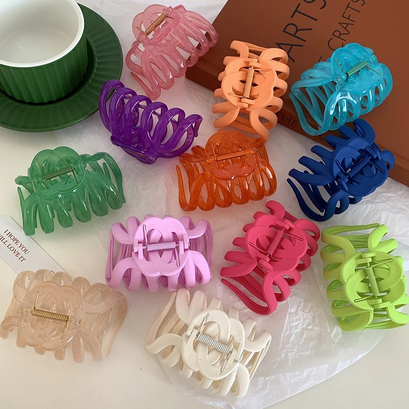 Korean New Hair Accessories Hot Sale 8.5cm Vintage Pumpkin Hollowed Hair Clip Claw Fashion Plastic Colorful Shark Clip wholesale
Korean New Hair Accessories Hot Sale 8.5cm Vintage Pumpkin Hollowed Hair Clip Claw Fashion Plastic Colorful Shark Clip wholesale