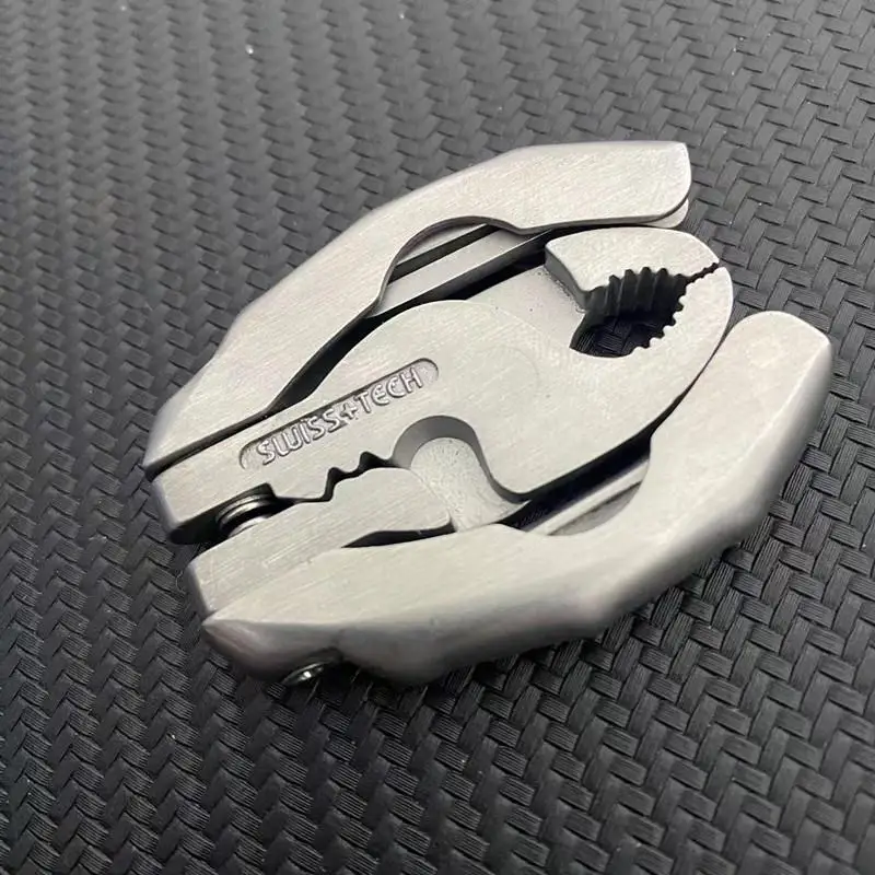 Multifunctional mini turtle back pliers 9-in-1 folding screwdriver EDC tool pliers combination
Multifunctional mini turtle back pliers 9-in-1 folding screwdriver EDC tool pliers combination