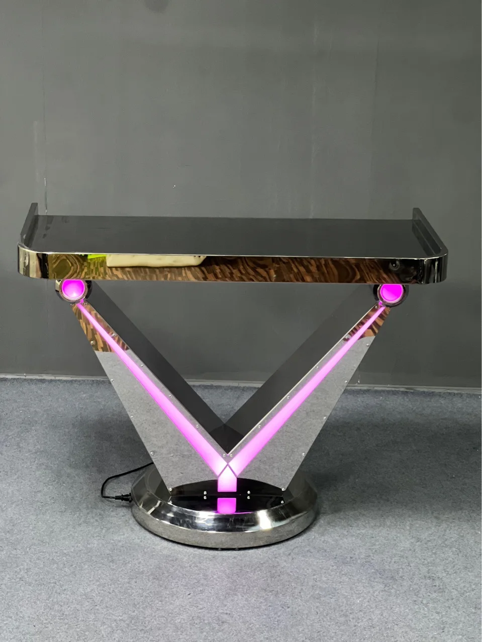 Bar PARTYK Electronic music room DJ DJing table Stainless steel fine throwing mobile DJ table bag box Internet celebrity DJ DJin
Bar PARTYK Electronic music room DJ DJing table Stainless steel fine throwing mobile DJ table bag box Internet celebrity DJ DJin