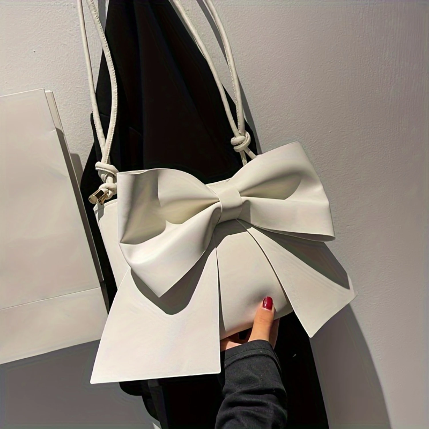 Bowknot Decor Shoulder Bag, Solid Color Crossbody Bag, Trendy Cute Handbag, Purse For Women
Bowknot Decor Shoulder Bag, Solid Color Crossbody Bag, Trendy Cute Handbag, Purse For Women