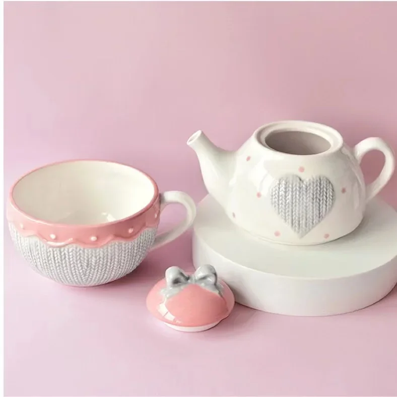 # American Creative Teapot And Teacup Set Ceramic Kettle Flower Coffee Teacup Set With Filter #
# American Creative Teapot And Teacup Set Ceramic Kettle Flower Coffee Teacup Set With Filter #