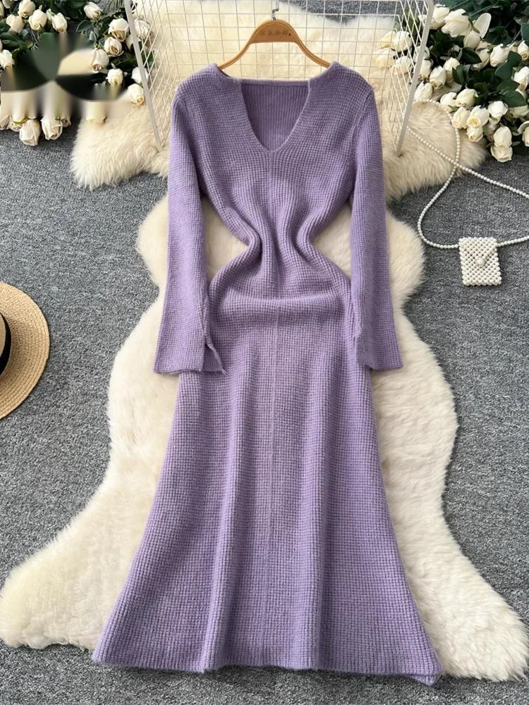 French Style Trendy Knitting Dress Winter V Neck Long Sleeves Solid Basics Autumn Elegant Versatile Long Dress
French Style Trendy Knitting Dress Winter V Neck Long Sleeves Solid Basics Autumn Elegant Versatile Long Dress