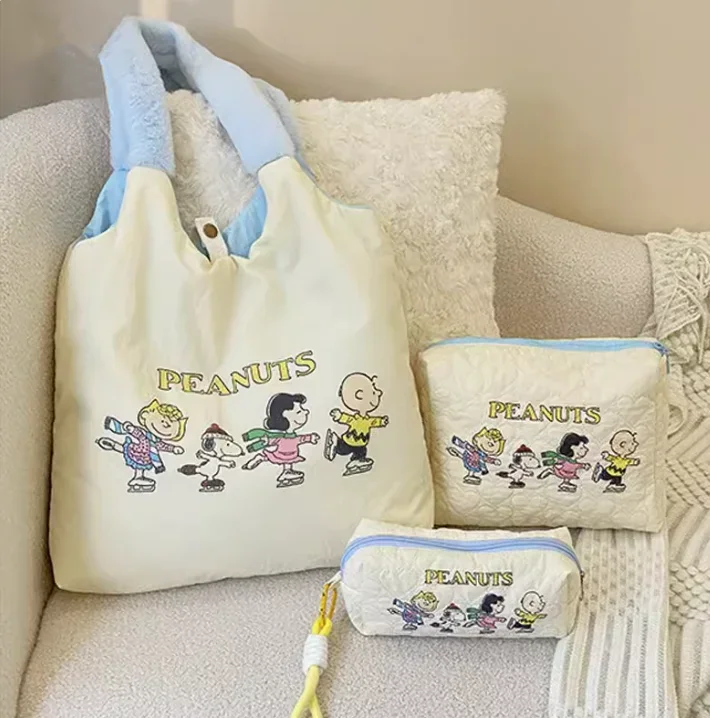 MINISO Snoopy сумка для хранения анимации, сумка через плечо, универсальная, повседневная, простая и практичная косметичка большой вместимости
MINISO Snoopy сумка для хранения анимации, сумка через плечо, универсальная, повседневная, простая и практичная косметичка большой вместимости