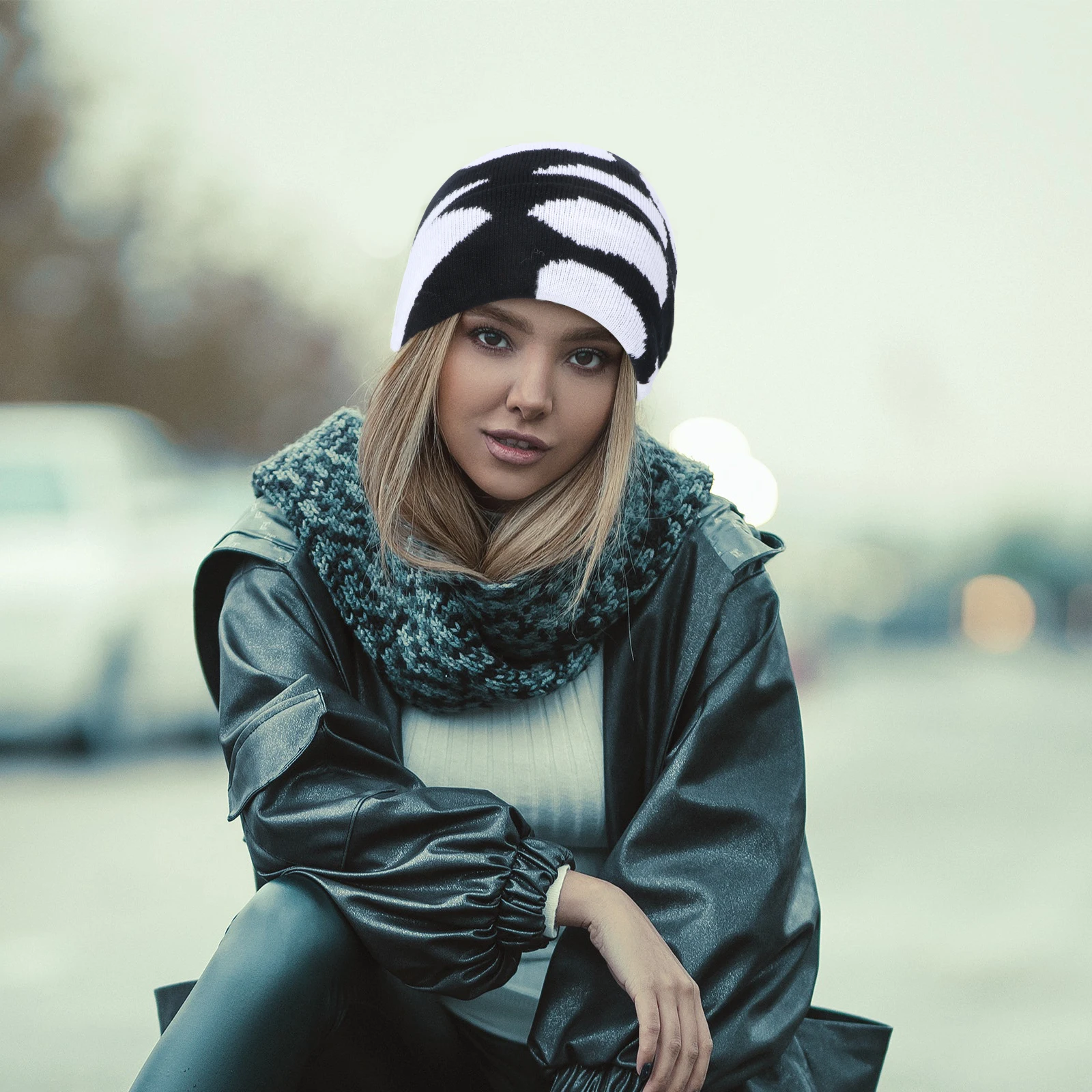 Acrylic Women Hat Cow Print Beanie Warm Knitted Cap Fashionable Riding Hat Winter Lady Present Soft Durable Lovely
Acrylic Women Hat Cow Print Beanie Warm Knitted Cap Fashionable Riding Hat Winter Lady Present Soft Durable Lovely