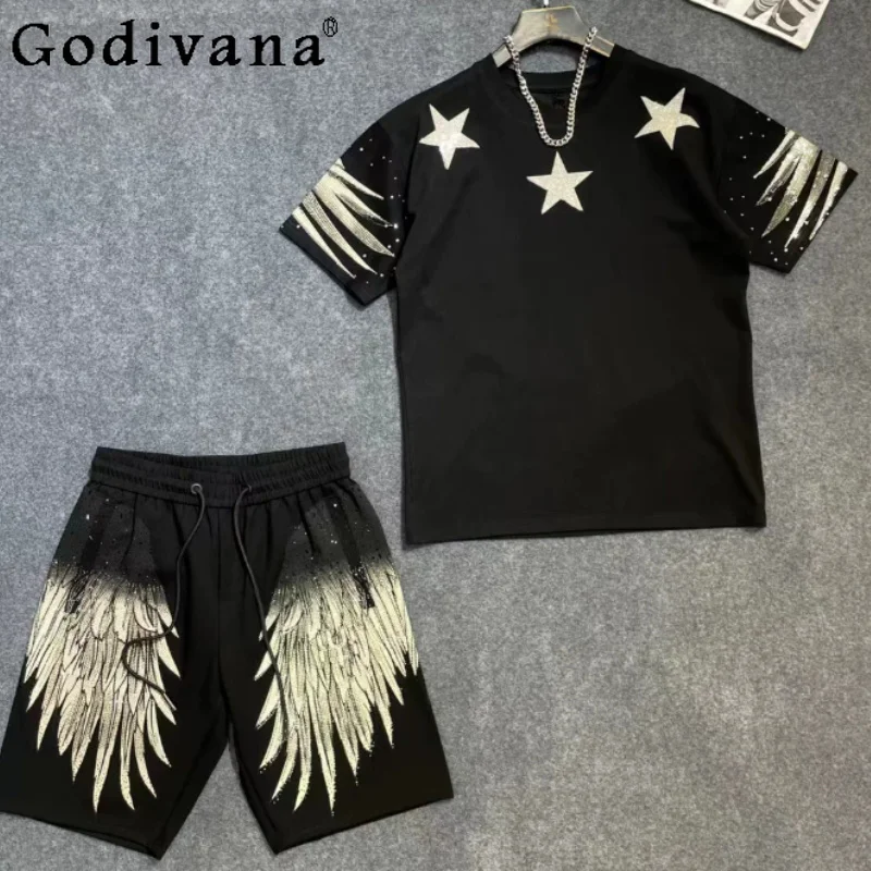 2026 Summer Handsome Printed Short Sleeve Heavy Industry T-shirt Hot Diamond Fashion Men Women Loose Korean Round Neck T-shirts
2026 Summer Handsome Printed Short Sleeve Heavy Industry T-shirt Hot Diamond Fashion Men Women Loose Korean Round Neck T-shirts