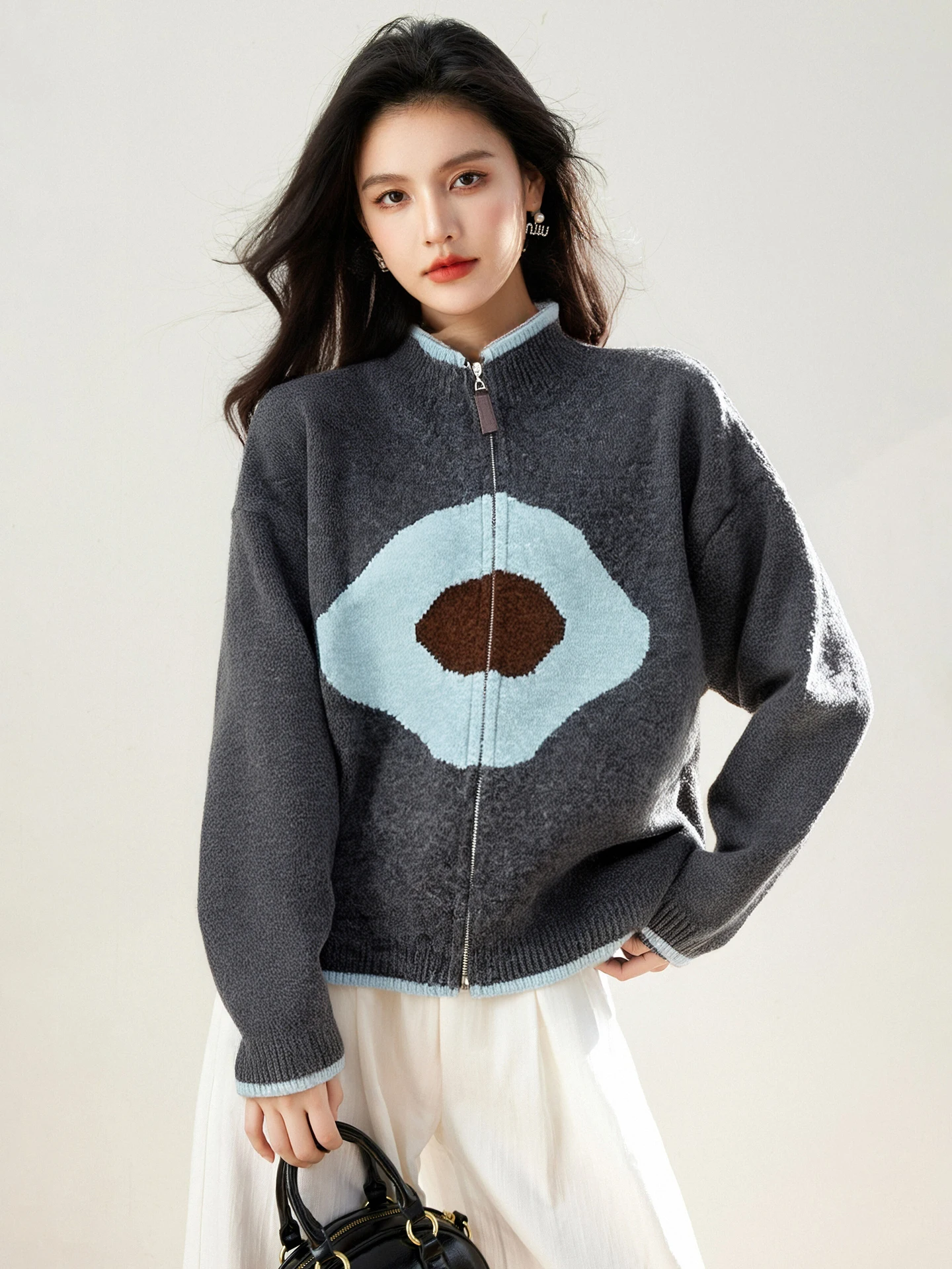 Round Neck Knitted Cardigan Women Autumn Winter New Korean Style Casual Knitting Sweater Fashion Long Sleeves Female Tops
Round Neck Knitted Cardigan Women Autumn Winter New Korean Style Casual Knitting Sweater Fashion Long Sleeves Female Tops