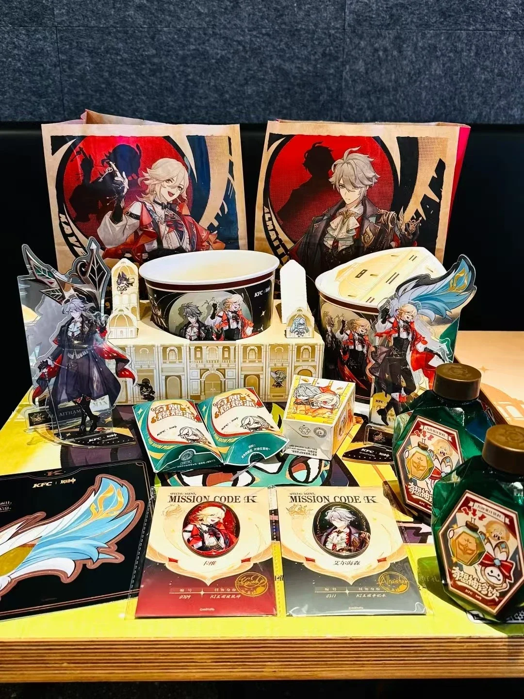 Official in Stock Genshin Impact X KFC Alhaitham Kaveh Acrylic Standing Plates Cup Ticket Castle Bucket Badge Bottle Cup Cover
Official in Stock Genshin Impact X KFC Alhaitham Kaveh Acrylic Standing Plates Cup Ticket Castle Bucket Badge Bottle Cup Cover