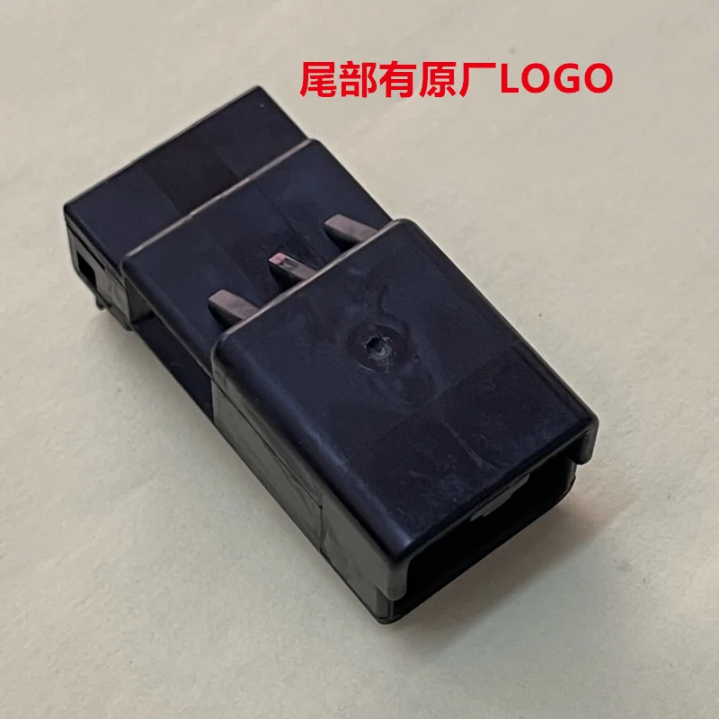 AMP 174967-2 4-hole female head, brand new original and genuine, textile car connector, can be shot directly
AMP 174967-2 4-hole female head, brand new original and genuine, textile car connector, can be shot directly
