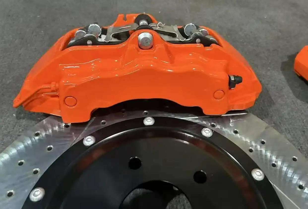 New High-Performance 18Z 6 Piston Brake Calipers with Steel Disc Kit for /Dodge/Tank
New High-Performance 18Z 6 Piston Brake Calipers with Steel Disc Kit for /Dodge/Tank