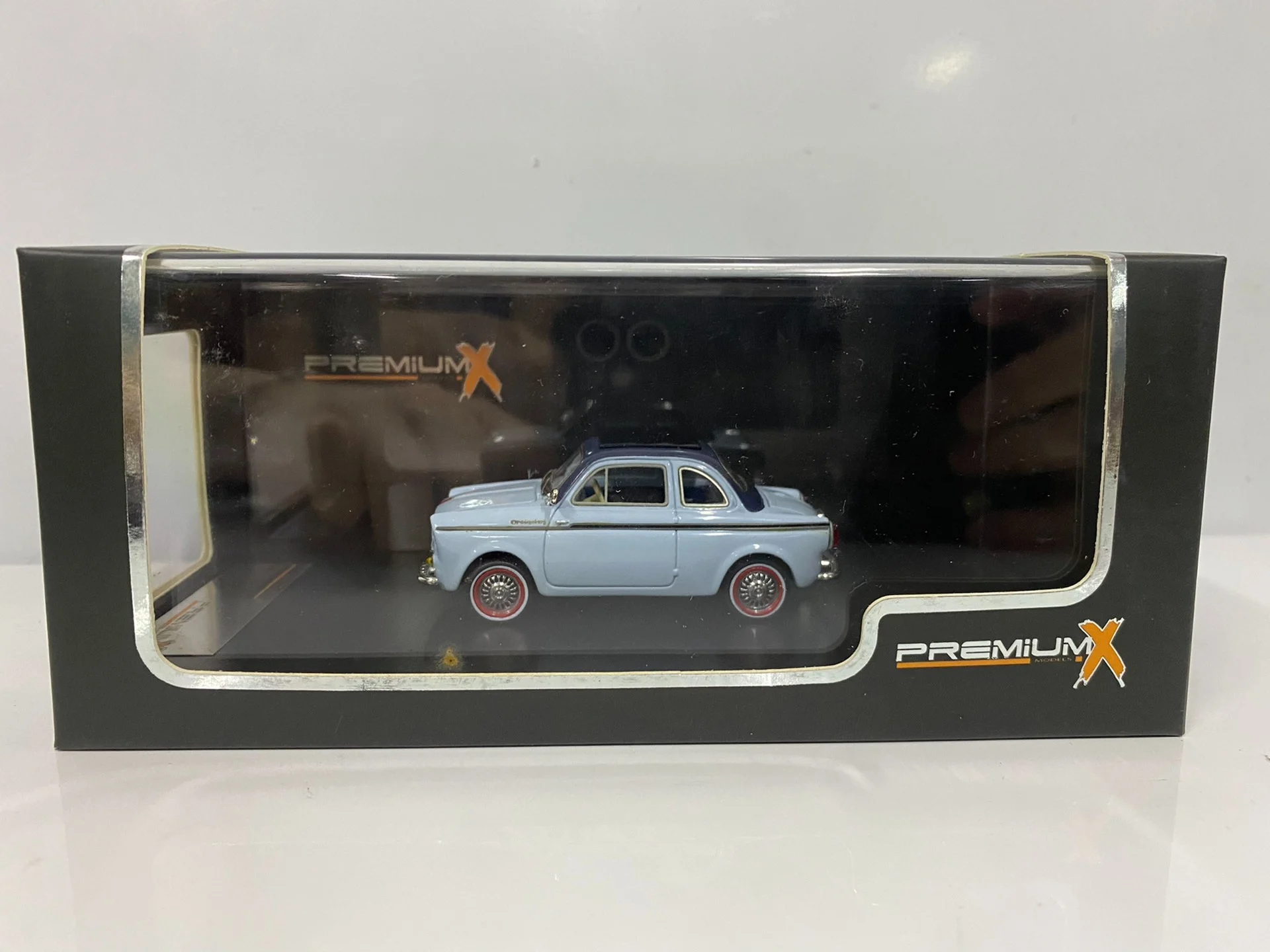 Литой под давлением PREMIUM X масштаб 1/43, Fiat Weinsberg 500, винтажная модель автомобиля, Коллекционная игрушка, подарок, сувенир, украшение для дисплея
Литой под давлением PREMIUM X масштаб 1/43, Fiat Weinsberg 500, винтажная модель автомобиля, Коллекционная игрушка, подарок, сувенир, украшение для дисплея