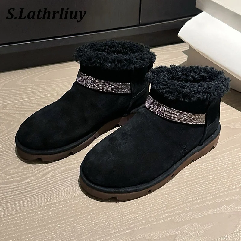2024 Winter Flat Thick Bottom Fur Short Boots Women's Suede String Bead Casual Ankle Botas Round Toe Real Wool Lining Snow Boots
2024 Winter Flat Thick Bottom Fur Short Boots Women's Suede String Bead Casual Ankle Botas Round Toe Real Wool Lining Snow Boots