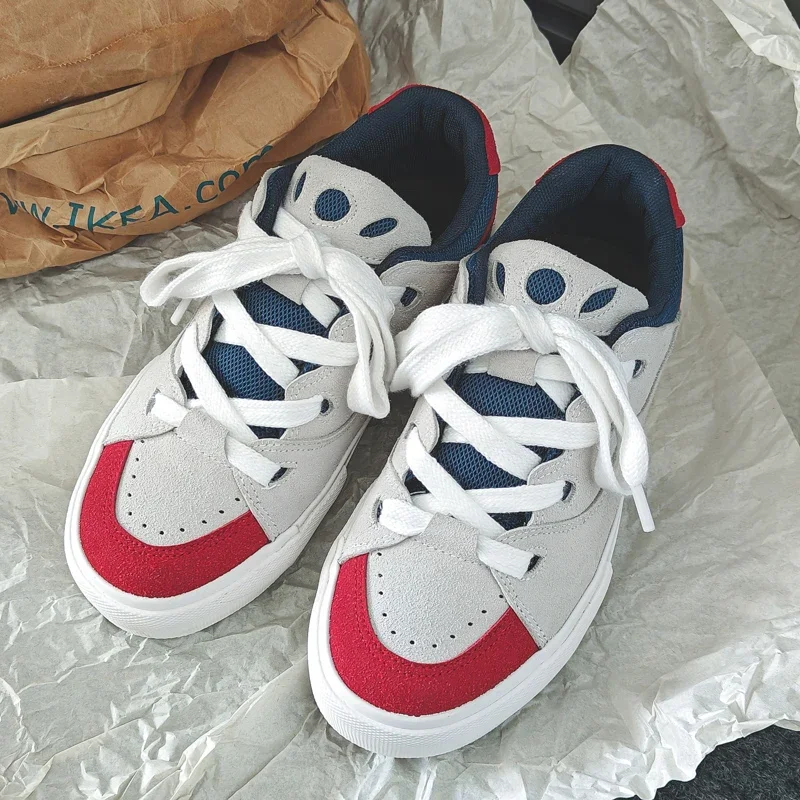 Fashion Wear-resistant Couple's Board Shoes 2025 Spring New Mens Casual Shoes Retro Comfortable Anti-slip Breathable Shoes 35 39
Fashion Wear-resistant Couple's Board Shoes 2025 Spring New Mens Casual Shoes Retro Comfortable Anti-slip Breathable Shoes 35 39
