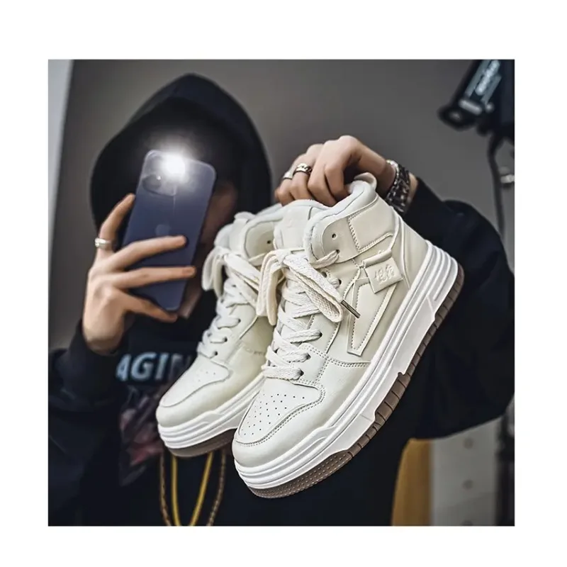 Shoes Men's 2025 Winter New Lightweight Non-slip Fashion Trend All-match Casual Soft Bottom Shock Absorption Running Sports
Shoes Men's 2025 Winter New Lightweight Non-slip Fashion Trend All-match Casual Soft Bottom Shock Absorption Running Sports