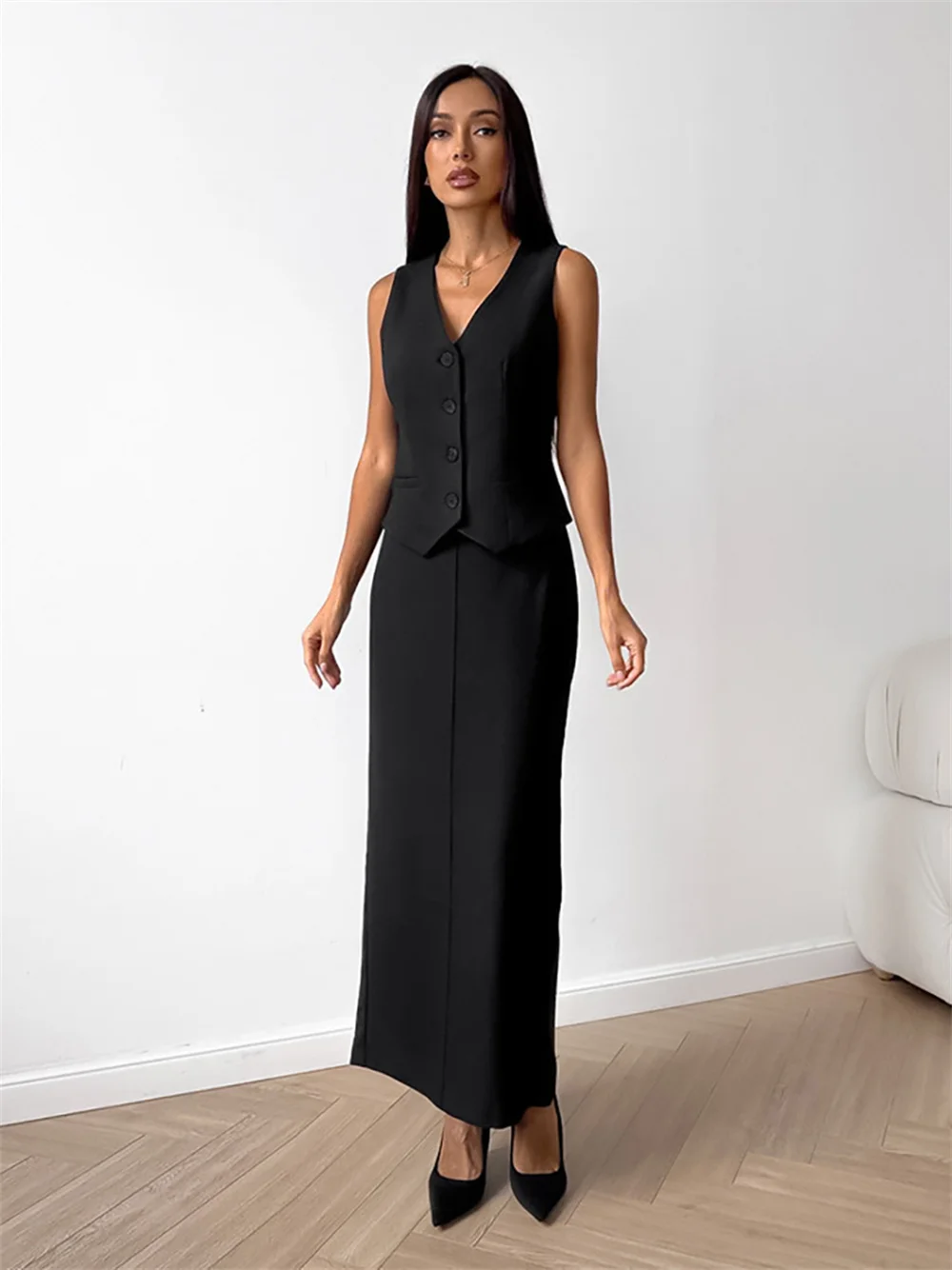 Summer Elegant Black Vest and Skirt Suit for Women Office Sleeveless Single Breasted Tops and Straight Long Skirt Outfits
Summer Elegant Black Vest and Skirt Suit for Women Office Sleeveless Single Breasted Tops and Straight Long Skirt Outfits