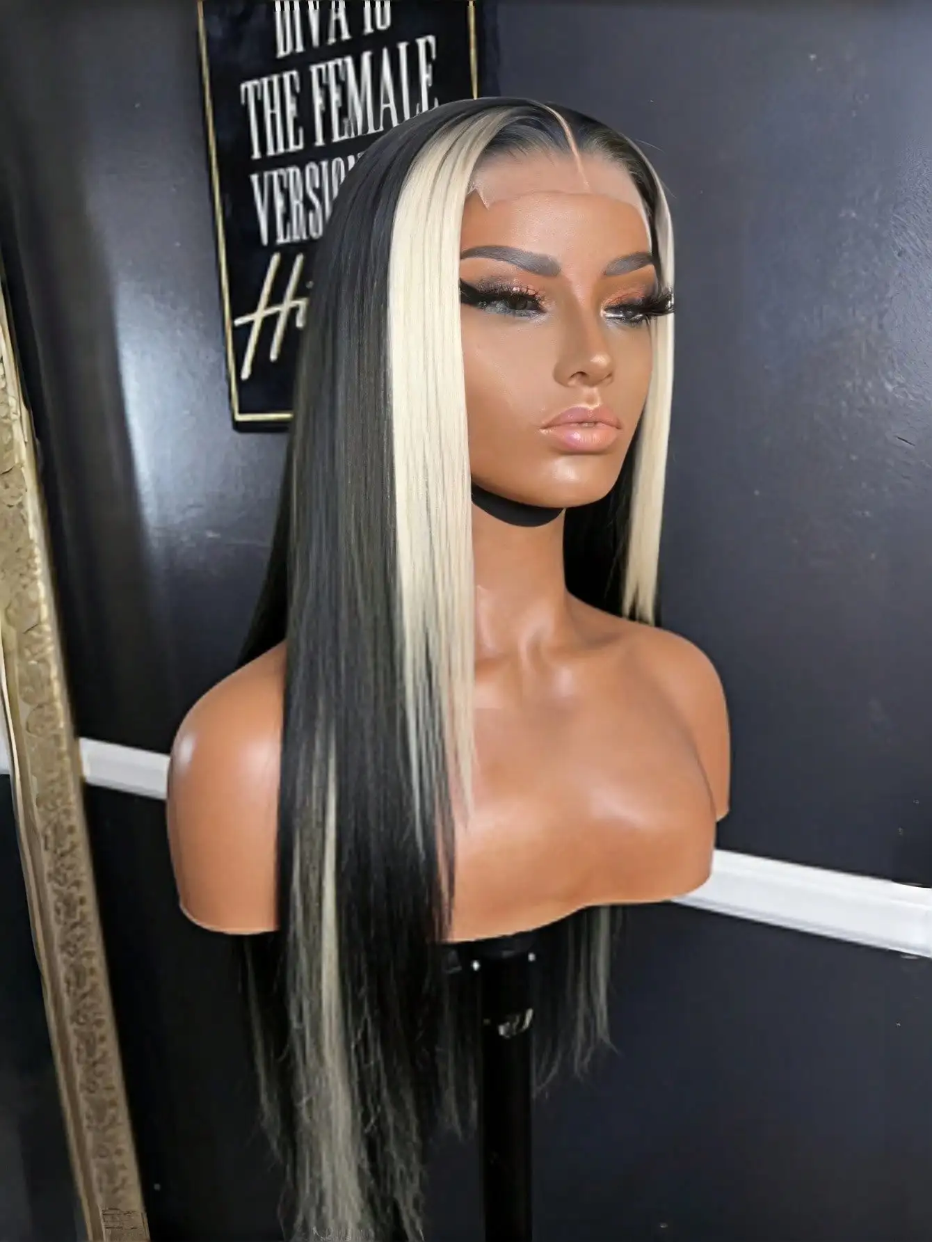 Black and White Highlight Straight Lace Front Wigs Human Hair 200% Density Lace Frontal Wig 13x4 Glueless Pre Plucked for Women
Black and White Highlight Straight Lace Front Wigs Human Hair 200% Density Lace Frontal Wig 13x4 Glueless Pre Plucked for Women