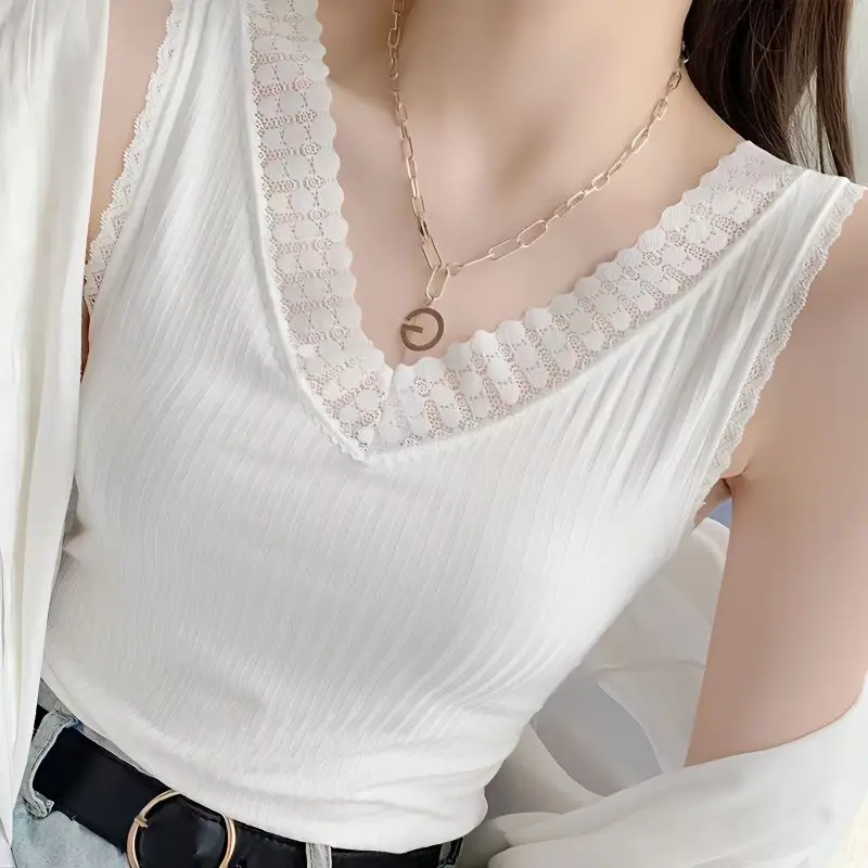 Ice Silk Sling Lace Sleeveless Vest Women's Summer New Outerwear Versatile Temperament Loose Inner Bottom Top
Ice Silk Sling Lace Sleeveless Vest Women's Summer New Outerwear Versatile Temperament Loose Inner Bottom Top