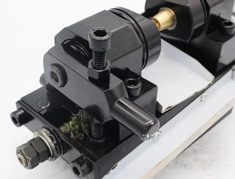 Высокоскоростной станок для пробивки отверстий в нефритовых бусинах под углом 180 градусов с бесщеточным двигателем, деревообрабатывающее оборудование для пробивки отверстий в нефрите, агате и других материалах
Высокоскоростной станок для пробивки отверстий в нефритовых бусинах под углом 180 градусов с бесщеточным двигателем, деревообрабатывающее оборудование для пробивки отверстий в нефрите, агате и других материалах