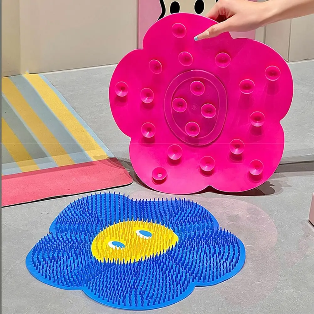 Non-Skid Silicone Bath Foot Brush Suction Cup Massager Bath Back Cleaner Flower Shape Comfortable Exfoliating Foot Mat Bathroom
Non-Skid Silicone Bath Foot Brush Suction Cup Massager Bath Back Cleaner Flower Shape Comfortable Exfoliating Foot Mat Bathroom