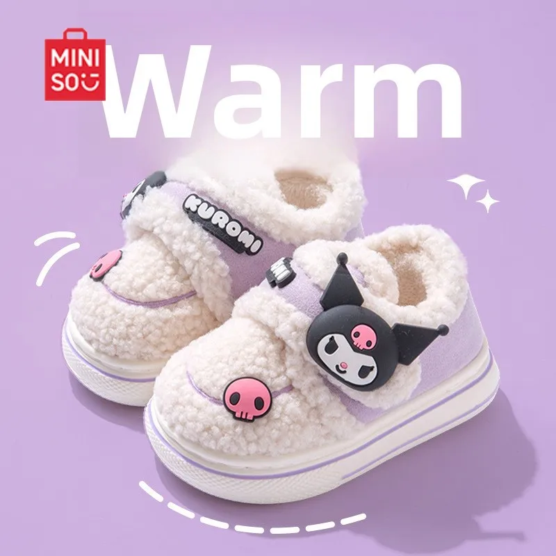 MINISO Kulomi Autumn and Winter Girls Princess Sanrio Indoor Warm Fleece Parent-Child Home Shoes
MINISO Kulomi Autumn and Winter Girls Princess Sanrio Indoor Warm Fleece Parent-Child Home Shoes