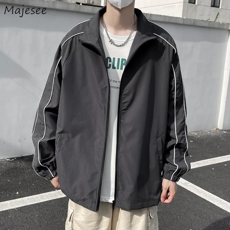 Jackets Men Bright Line Turn Down Collar Trendy Autumn All-match Loose Casual Outwear Simple Daily Pockets Clothing New Arrival
Jackets Men Bright Line Turn Down Collar Trendy Autumn All-match Loose Casual Outwear Simple Daily Pockets Clothing New Arrival