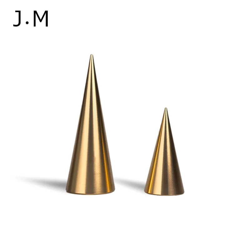 2 шт./лот, металлическая подставка-держатель для колец, демонстрационная подставка для ювелирных изделий, декоративный зажим-держатель для витрин ювелирных магазинов
2 шт./лот, металлическая подставка-держатель для колец, демонстрационная подставка для ювелирных изделий, декоративный зажим-держатель для витрин ювелирных магазинов