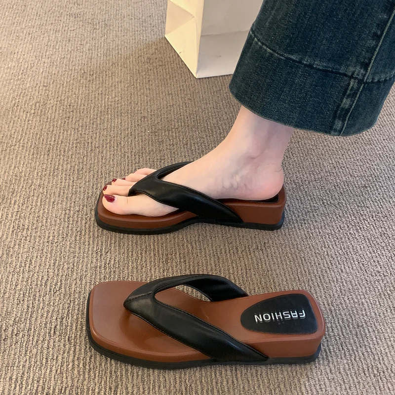 Women's Summer Outdoor Sandals Thick Bottomed Roman Style Flip Flops Beach Shoes Casual Wear PU Material Comfortable Footbed
Women's Summer Outdoor Sandals Thick Bottomed Roman Style Flip Flops Beach Shoes Casual Wear PU Material Comfortable Footbed