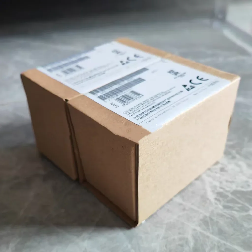 Brand new original 6EP3331-6SB00-0AY0 6ED1052-1HB00-0BA5 6ED1055-1HB00-0BA0
Brand new original 6EP3331-6SB00-0AY0 6ED1052-1HB00-0BA5 6ED1055-1HB00-0BA0